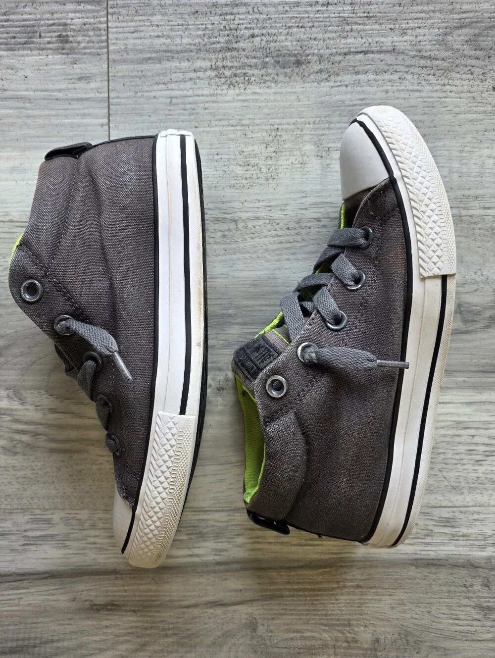 Converse Chuck Taylor All Star Kids Size 3 Gray High Top Sneakers Neon Green